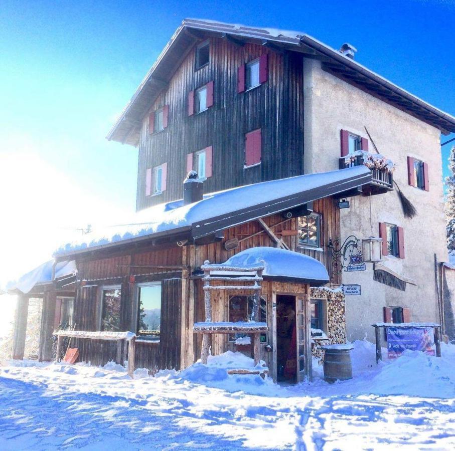 Rifugio Dosso Larici Hotell Fai della Paganella Eksteriør bilde